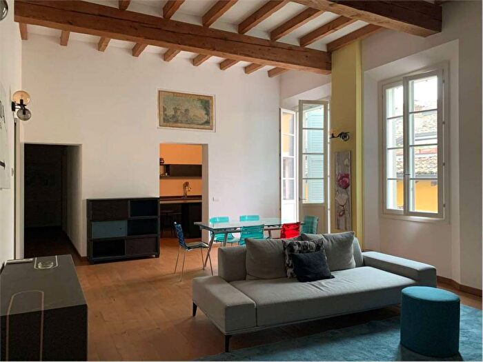 Appartamento con 6 locali in affitto in Via Migliorati, Centro Storico, Reggio Emilia