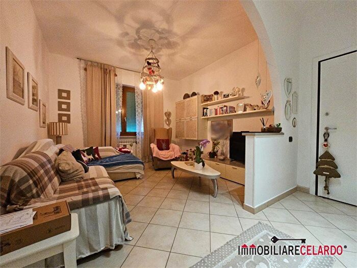 Appartamento quadrilocale in vendita in Colle Di Val DElsa