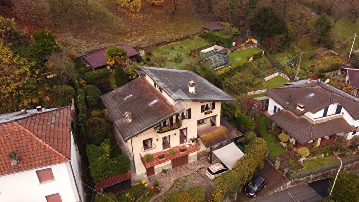 Casa quadrilocale in vendita in Via G Giori, Vestone