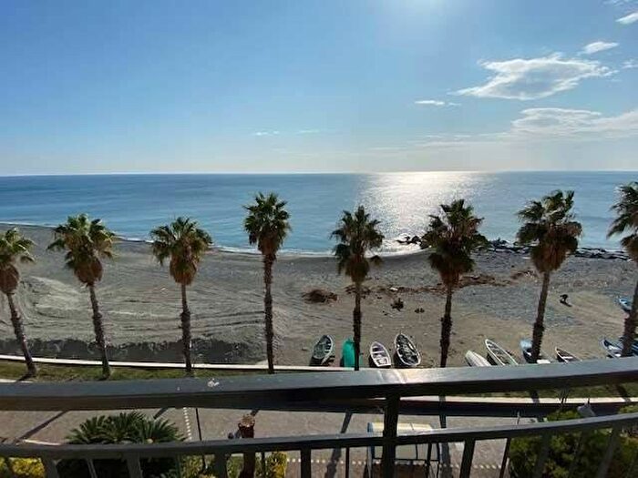 Appartamento quadrilocale in affitto in Centro, Cogoleto