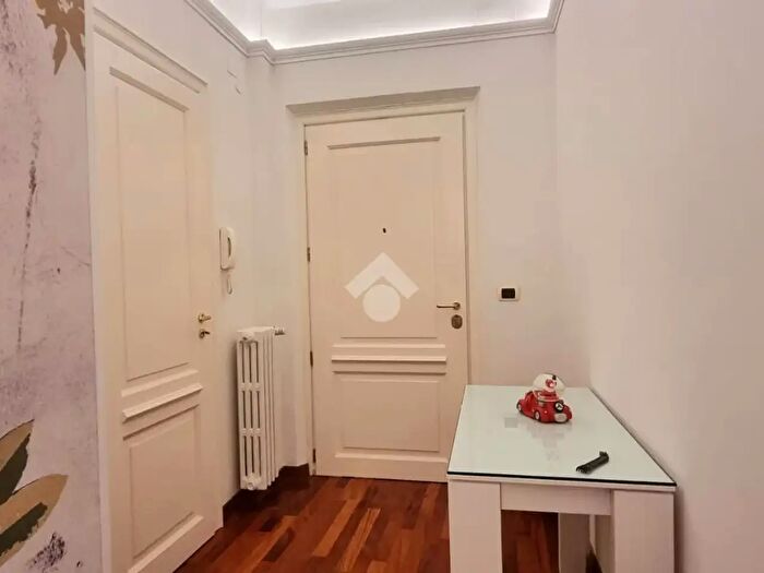 Appartamento trilocale in vendita in Viale Magna Grecia, Catanzaro