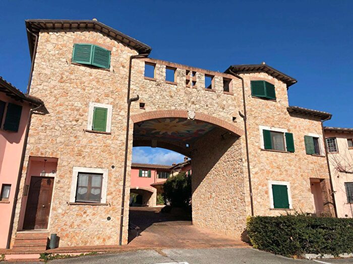 Appartamento trilocale in vendita in Rosceto Borgo delle Cinque Torri, Todi