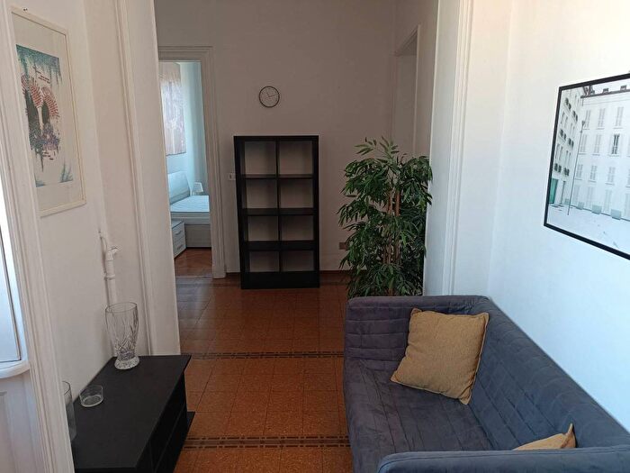 Appartamento trilocale in affitto in Via Spartaco, Montenero, Milano