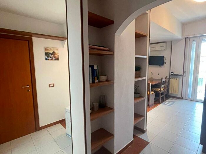 Appartamento trilocale in affitto in Via Pisana, Scandicci