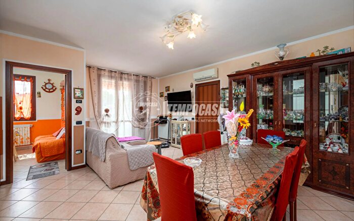 Appartamento trilocale in vendita in Via Niccolò Copernico, Castellarano