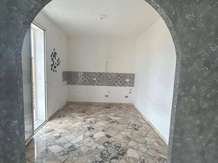 Appartamento trilocale in affitto in Via Loreto, Centro, Altavilla Milicia