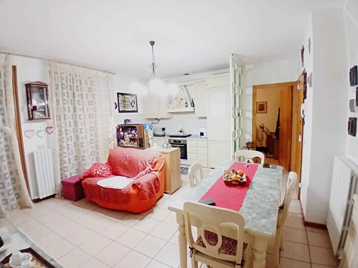 Appartamento trilocale in vendita in Jesi