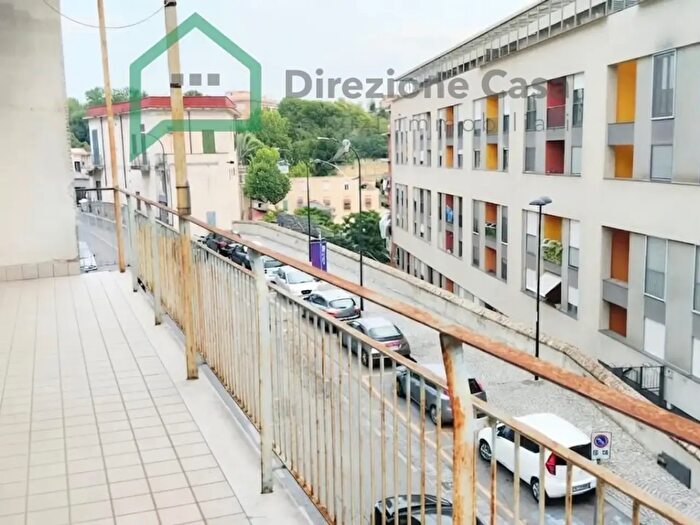 Appartamento bilocale in vendita in Via Ponti Rossi, Napoli