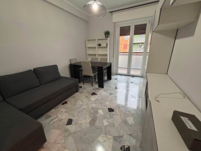 Appartamento bilocale in affitto in Viale Ortles, Corvetto, Milano