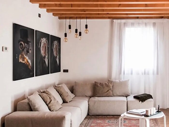 Appartamento con 5 locali in vendita in Via Brega, Sandrigo