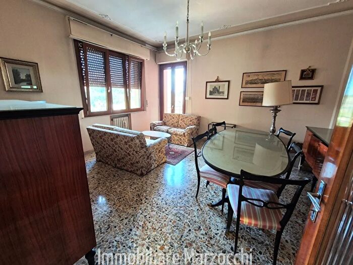 Appartamento con 6 locali in vendita in Via Rutilio Manetti, Siena