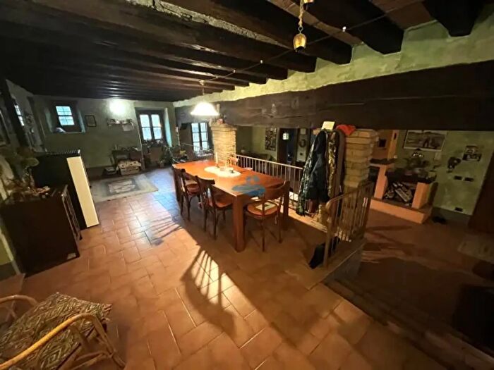 Casa con 6 locali in vendita in Strada della Rovinaglia, Piacenza