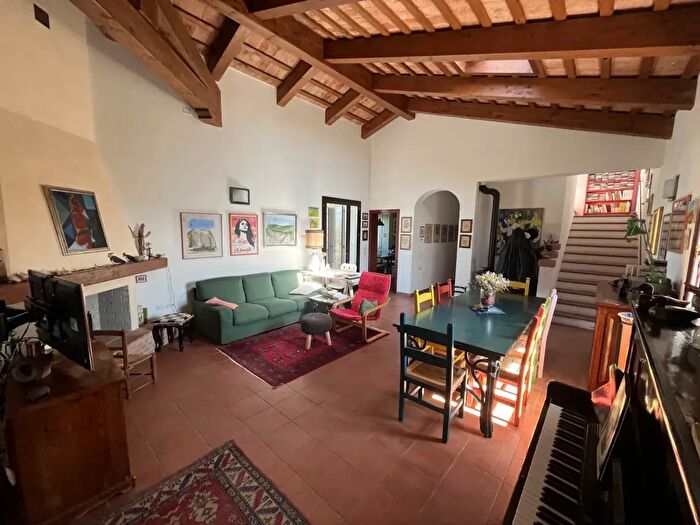 Casa con 5 locali in vendita in Via Sorrivoli, Roncofreddo