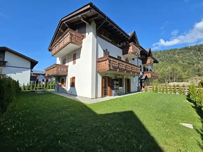 Appartamento trilocale in vendita in Corso Roma, Aprica