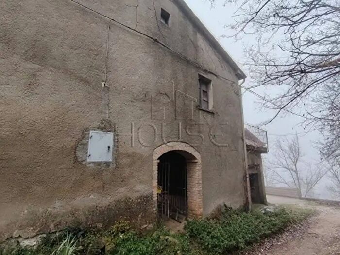 Casa bilocale in vendita in Voc Colecchio, Citta' Di Castello