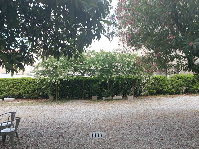 Appartamento trilocale in affitto in Via Antonio Fogazzaro, Montenero, Milano