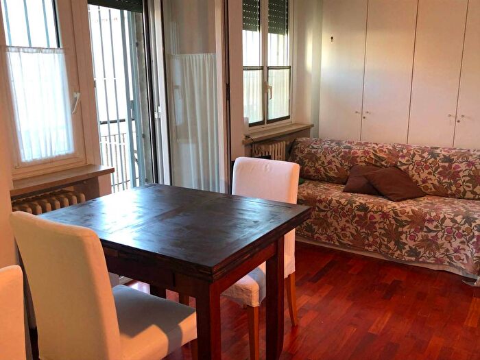 Appartamento bilocale in affitto in Via Francesco Redi, Morgagni, Milano