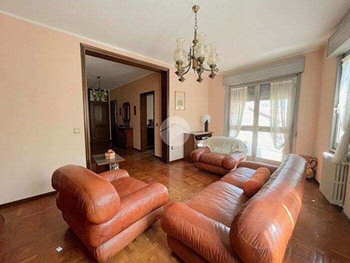 Appartamento quadrilocale in vendita in Via Umberto I, Darfo Boario Terme