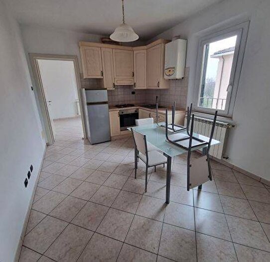 Appartamento trilocale in affitto in Via Vittorio Veneto, Fiorano, Fiorano Modenese