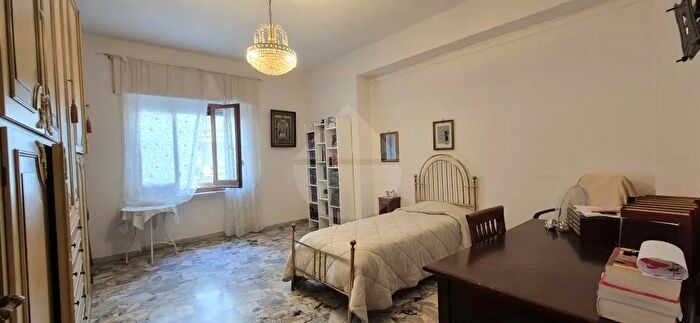 Appartamento trilocale in vendita in Pizzo