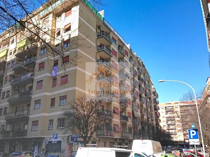 Appartamento bilocale in vendita in Via Luca Valerio, Roma