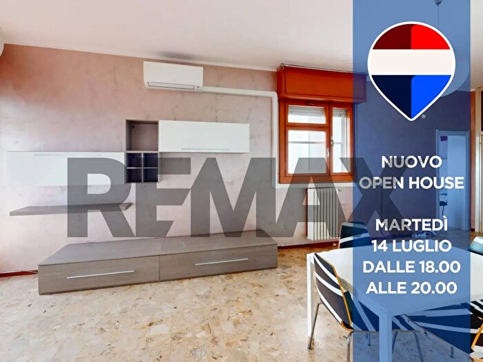 Appartamento trilocale in vendita in Via Michele Saponaro, Milano