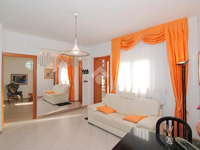 Casa trilocale in vendita in Via Sommeiller, Alpignano