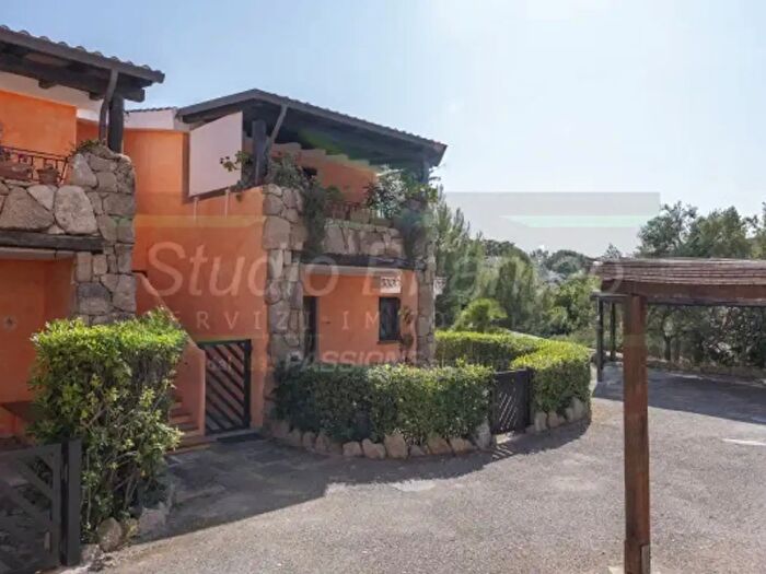 Appartamento trilocale in vendita in Via del Vecchio Marino, Palau