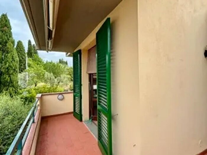 Appartamento trilocale in vendita in Scandicci