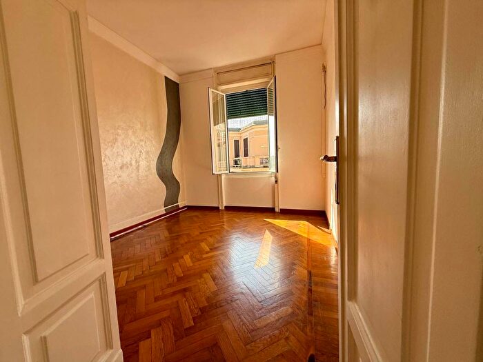 Appartamento quadrilocale in affitto in Via Bernardo Castello, Quadrilatero, Genova