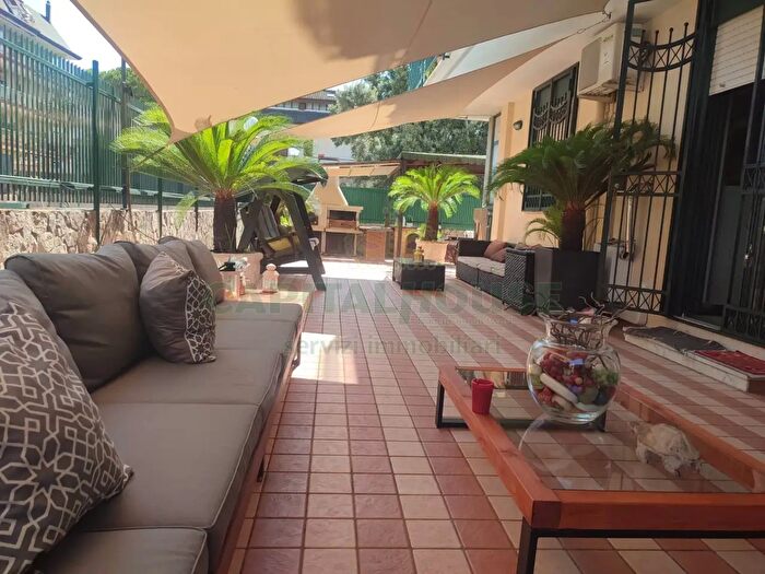 Appartamento trilocale in vendita in Via Einaudi, San Nicola La Strada