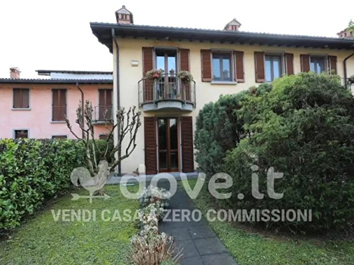 Casa con 6 locali in vendita in Via Andrea Galetti, Treviolo