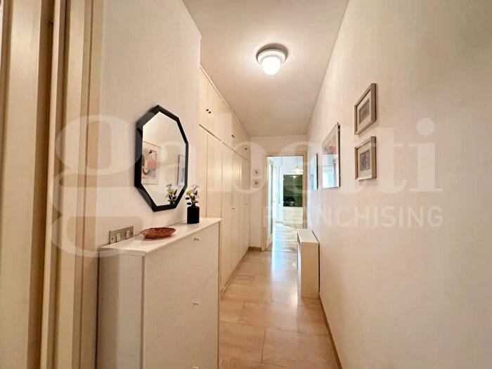 Appartamento monolocale in vendita in Via Privata Fratelli Asquasciati, Sanremo