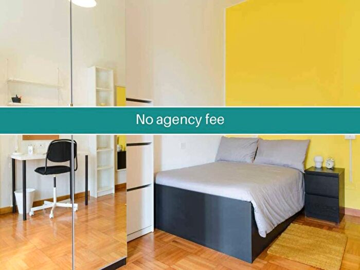 Appartamento con 6 locali in affitto in Viale Emilio Caldara, Porta Romana Medaglie d'Oro, Milano