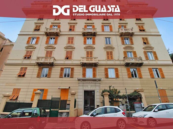 Appartamento con 6 locali in affitto in Corso Monte Grappa, Manin, Genova