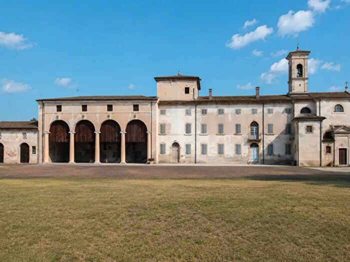 Casa con 11 locali in vendita in Via Madonna, Erbe'