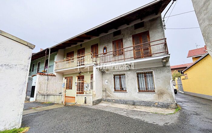 Casa con 5 locali in vendita in Via Garibaldi, Cigliano