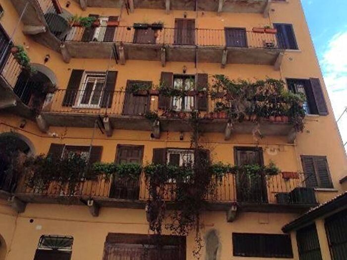 Appartamento bilocale in affitto in Via Amatore Antonio Sciesa, Montenero, Milano