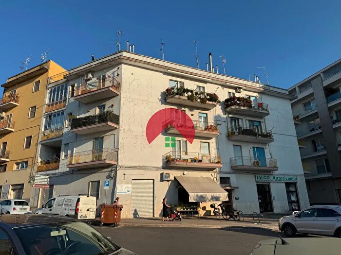 Appartamento trilocale in vendita in Via San Pardo, Matera