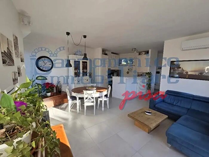 Casa con 5 locali in vendita in Pisa