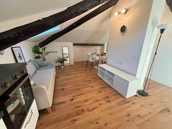 Appartamento trilocale in affitto in Via Pellegrino Rossi, Dergano, Milano