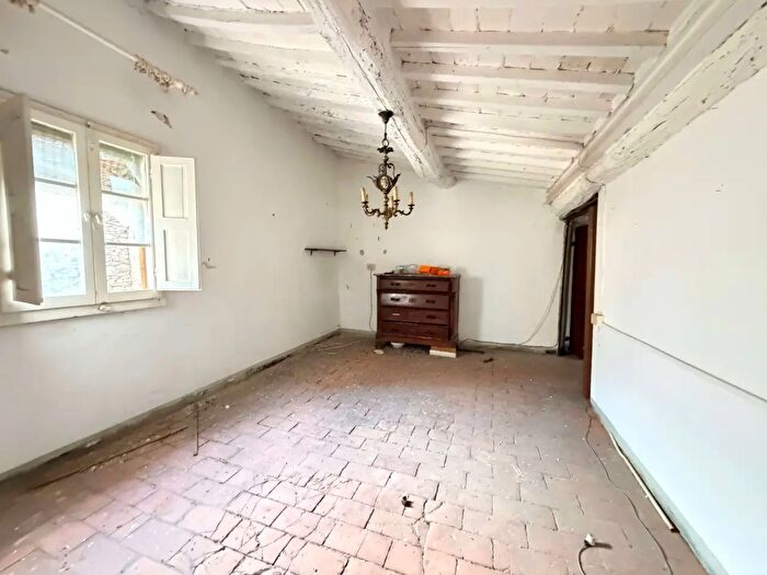 Appartamento quadrilocale in vendita in Buti