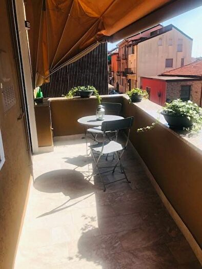 Appartamento trilocale in affitto in Via degli Artigiani, Corsico