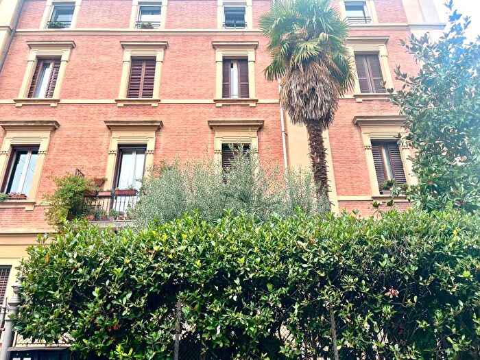 Appartamento con 5 locali in affitto in Via Filippo Turati, Saragozza fuori Porta, Bologna