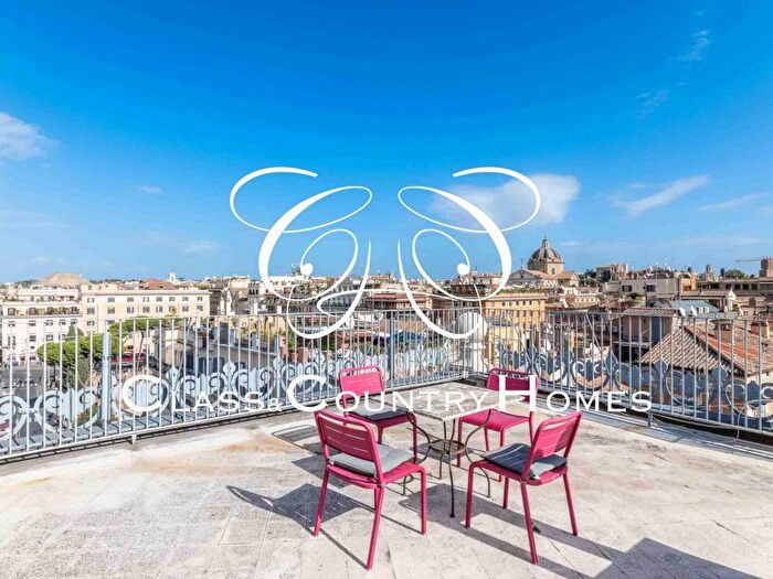 Casa con 6 locali in affitto in Via Paganica, Largo Argentina, Roma