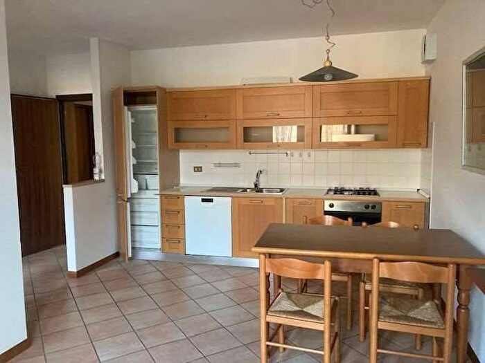 Appartamento trilocale in affitto in Menaré, Colle Umberto