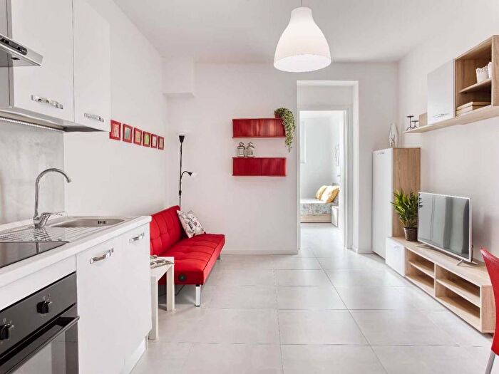 Appartamento bilocale in affitto in Via Giovanni Battista Cassinis, Corvetto, Milano