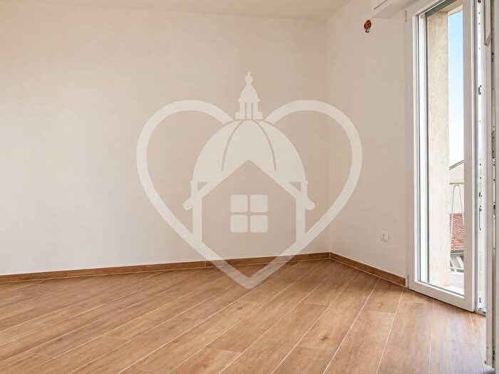 Appartamento trilocale in vendita in Via Giusto de' Menabuoi, Legnaia San Quirico Monticelli, Firenze
