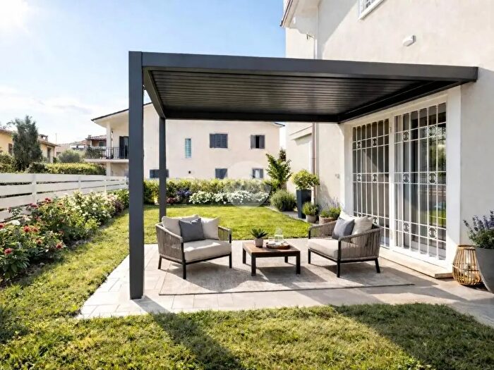 Casa trilocale in vendita in Via Cannaroli, Roma