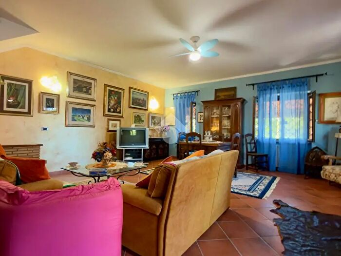 Casa con 5 locali in vendita in Via delle Valli, Magliano Romano